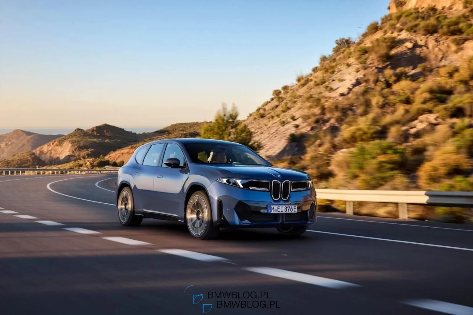 Nowe BMW iX3 z płatną kamerą 360. Marka stawia na abonamenty [SZCZEGÓŁY]