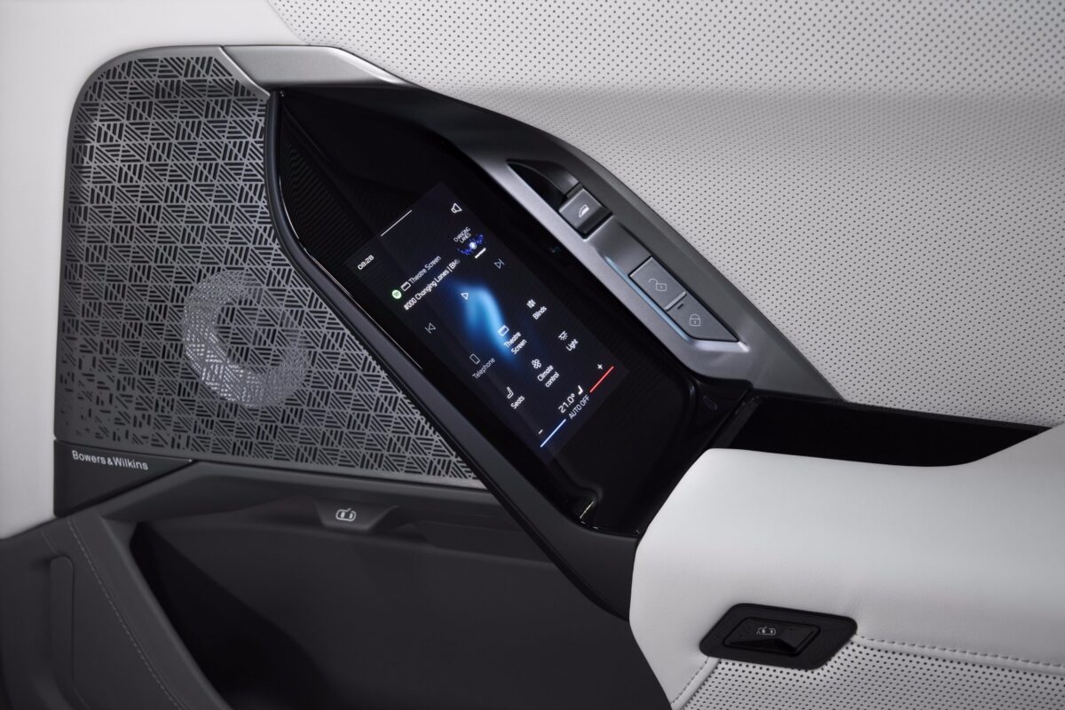 BMW serii 7 (2026) już oficjalnie. 8K i 720 km robią różnicę