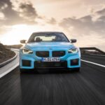 BMW M2 xDrive (2026) oficjalnie. Ma 480 KM i miażdży osiągami