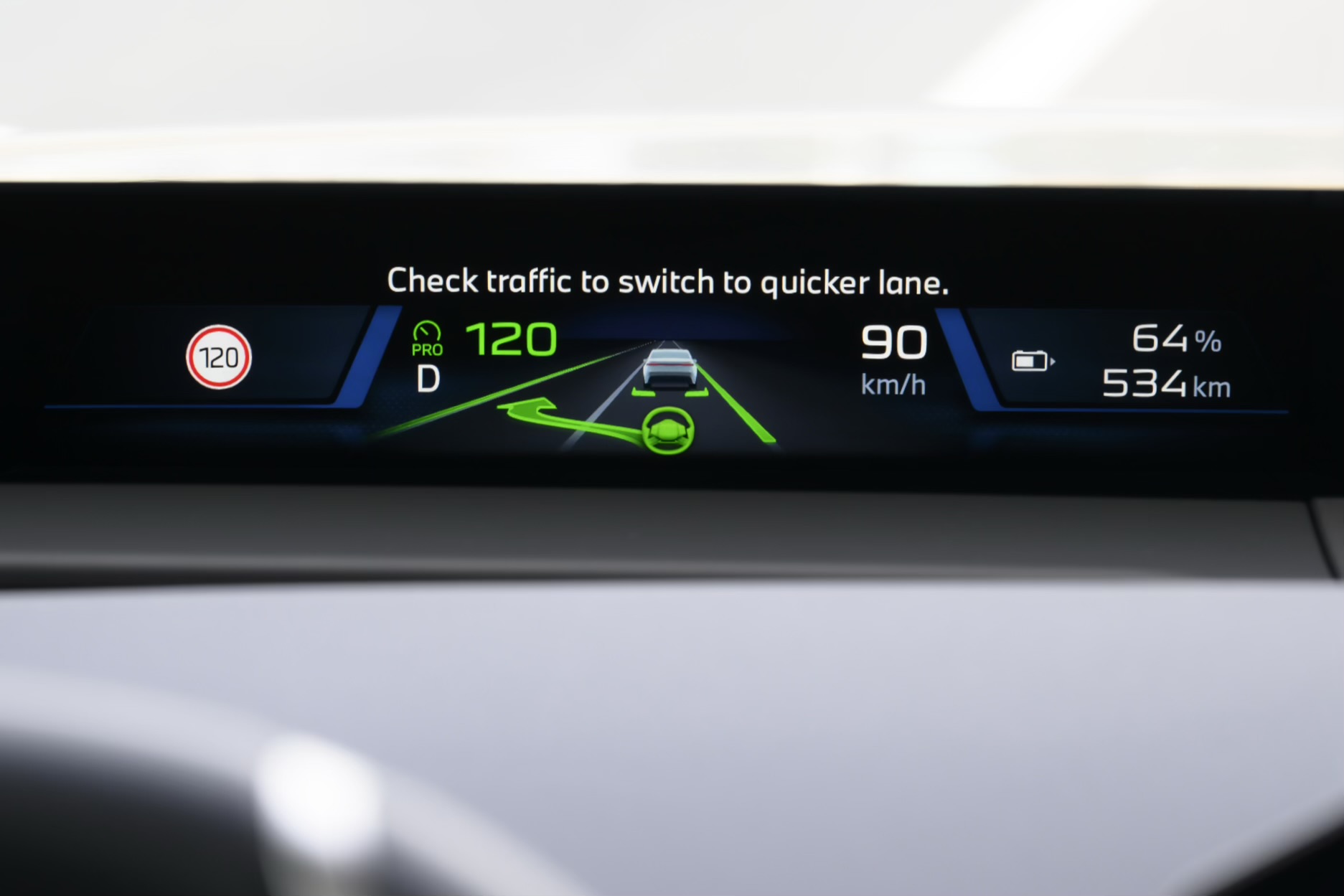 BMW ma już 200 mln km jazdy bez rąk. Debiutuje Symbiotic Drive BMW ma już 200 mln km jazdy bez rąk. Debiutuje Symbiotic Drive