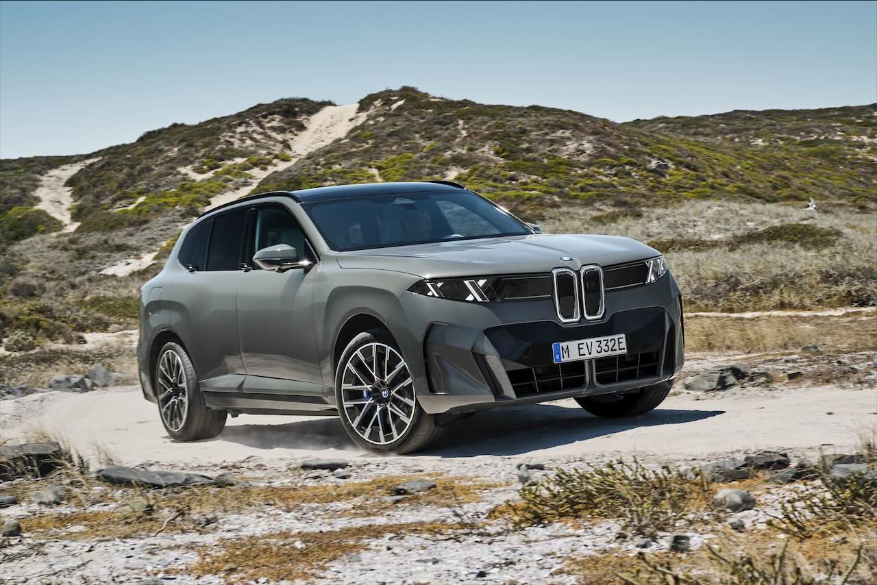 BMW iX5 z rekordową baterią 144 kWh. BMW ujawnia szczegóły nowej technologii
