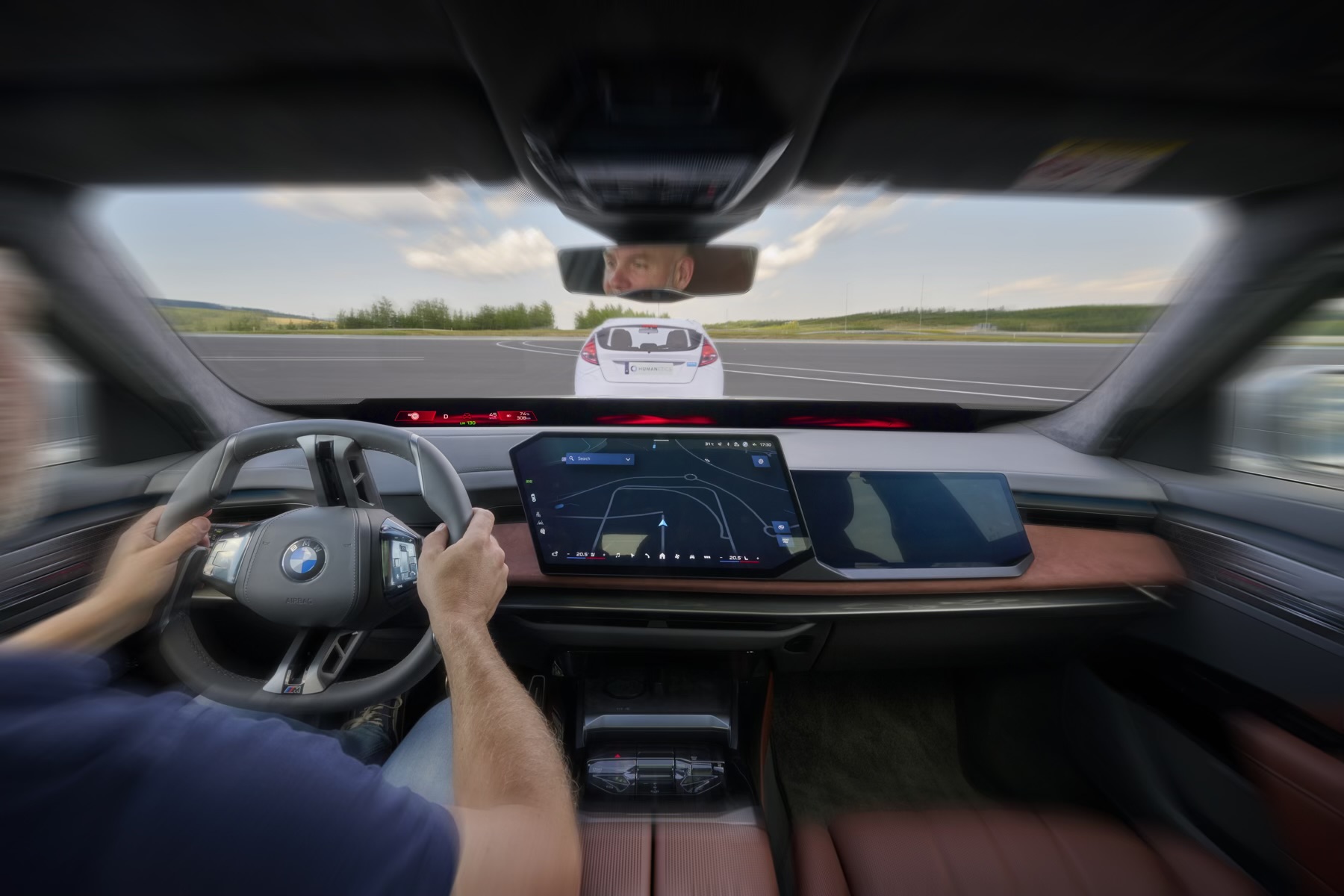 BMW Neue Klasse: Ten system zablokuje drzwi przed rowerem!