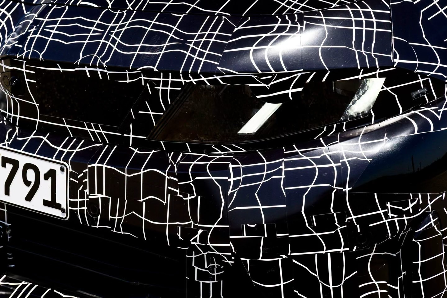 Nowe BMW serii 3: 443 KM, sześć cylindrów i Drift Moment