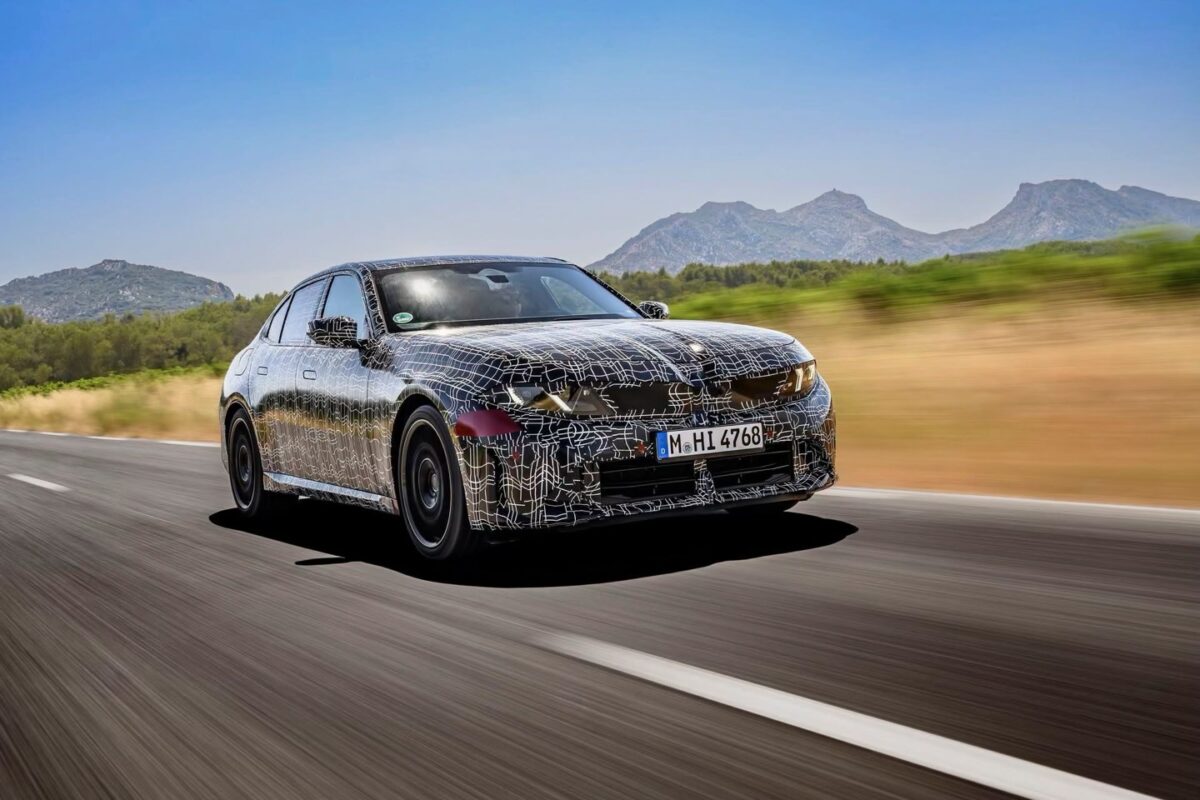Nowe BMW serii 3: 443 KM, sześć cylindrów i Drift Moment