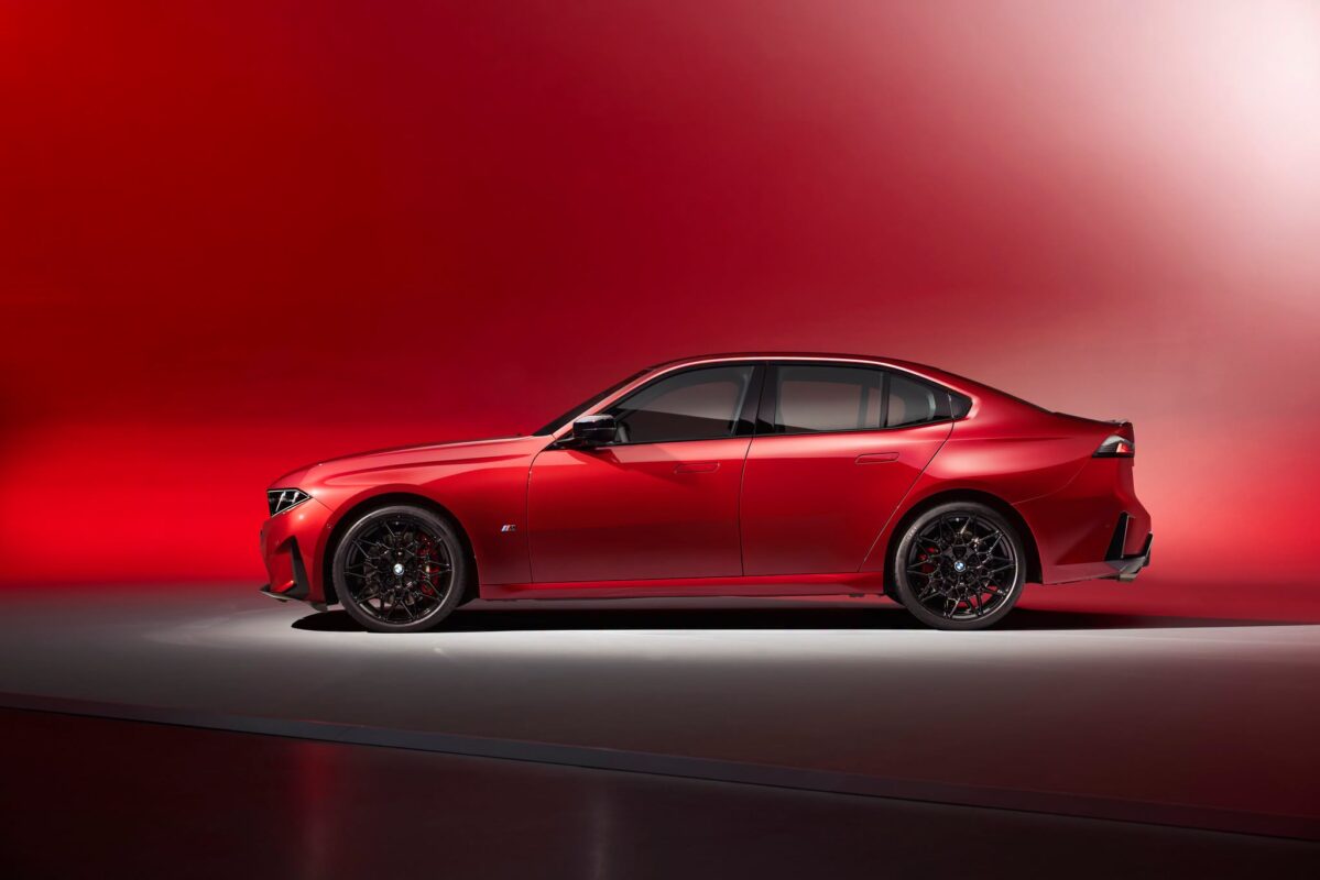 Nowe BMW serii 3 oficjalnie. M350 xDrive ma 443 KM