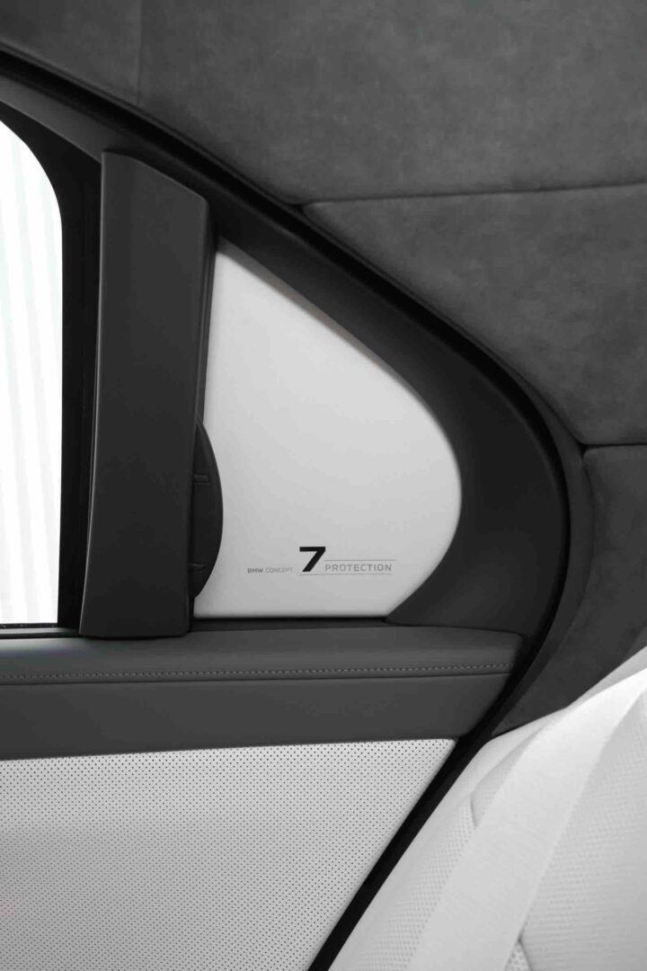 BMW Concept 7 Protection. 612 KM i pancerz na .44 Magnum