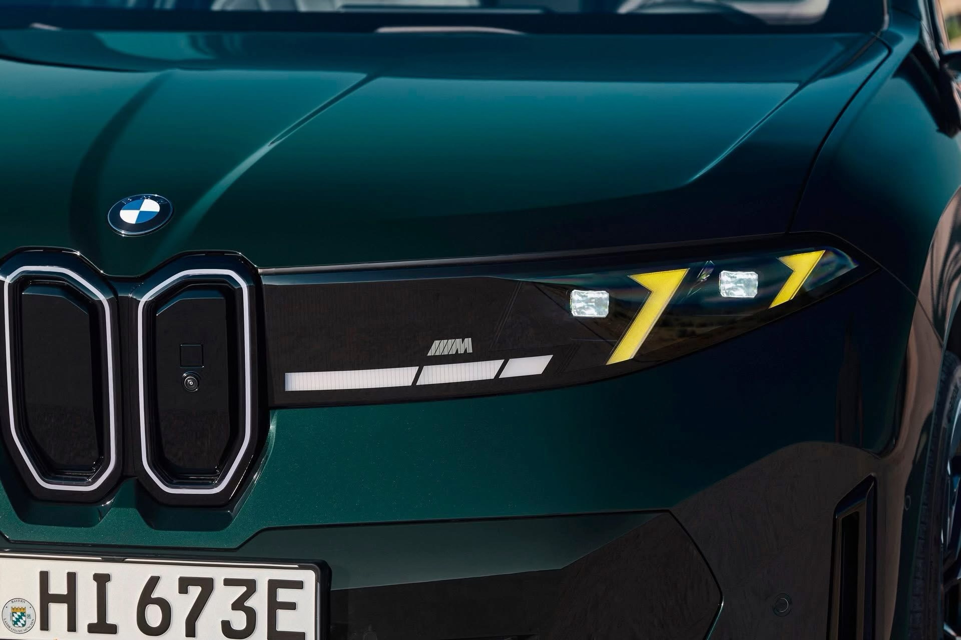 Nowe BMW iX3 M60: 612 KM i 340 km zasięgu w 10 minut!