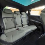 Nowe BMW iX4 oficjalnie: dane techniczne, wyposażenie i zasięg
