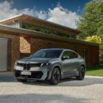 Nowe BMW iX4 oficjalnie: dane techniczne, wyposażenie i zasięg