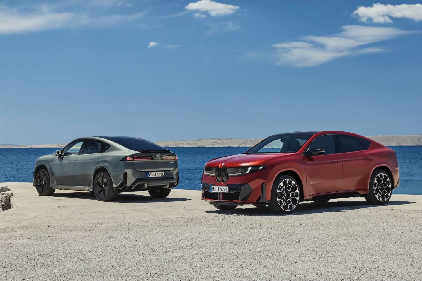 Nowe BMW iX4 oficjalnie: dane techniczne, wyposażenie i zasięg